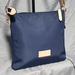 Radley London Pocket Essentials Navy Blue Small Zip Top Crossbody Bag Purse